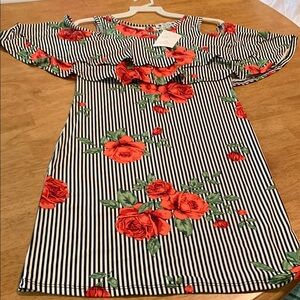 Black and White Cold Shoulder Sundress for Casual Occasions